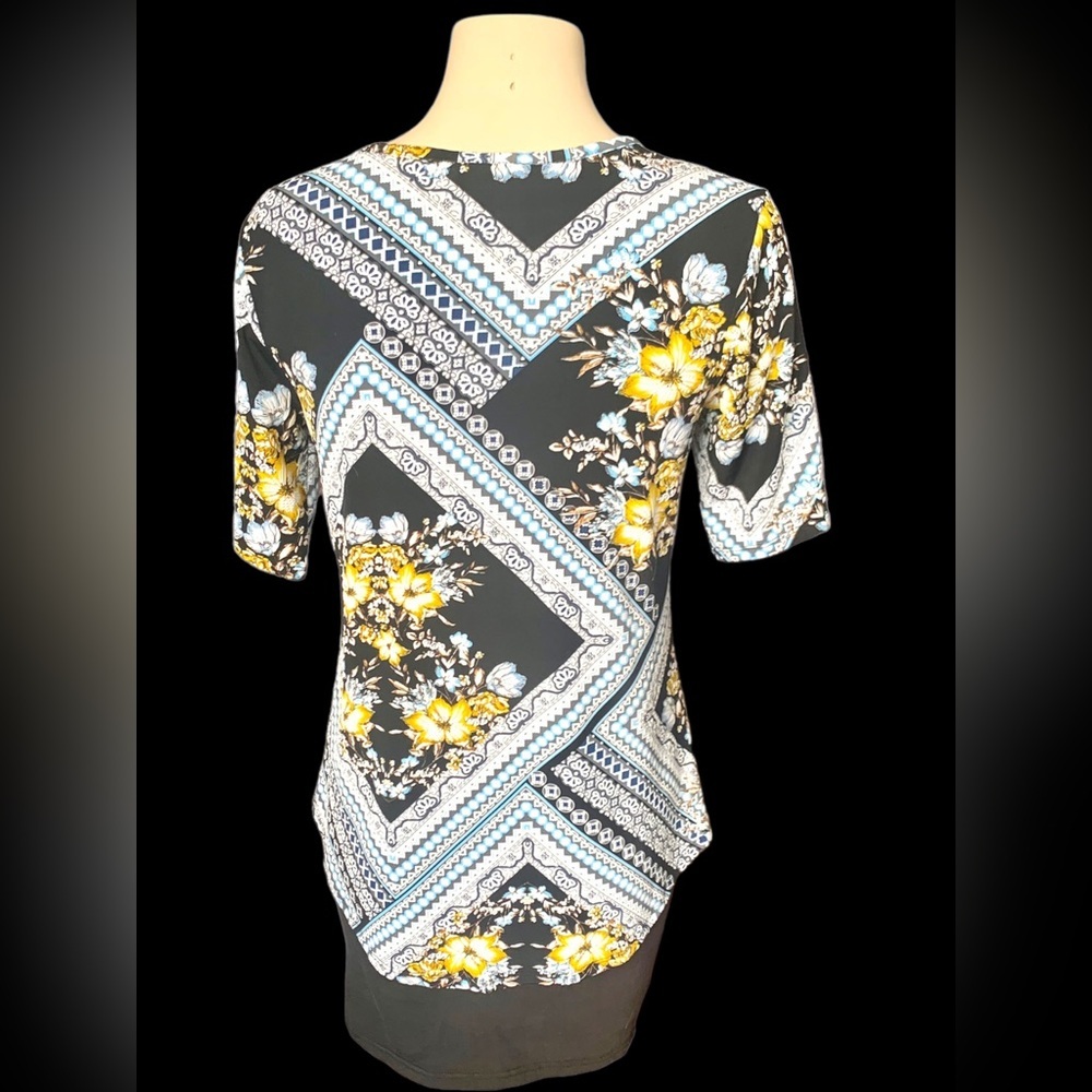 EST 1946 blouse - Picture 2 of 10